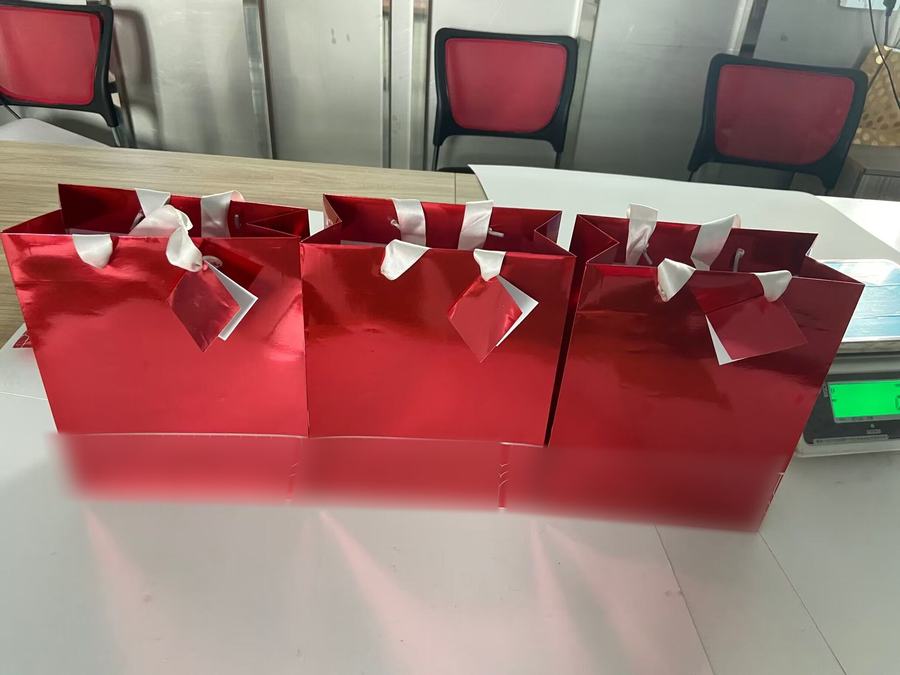 Custom printed paper bag sample